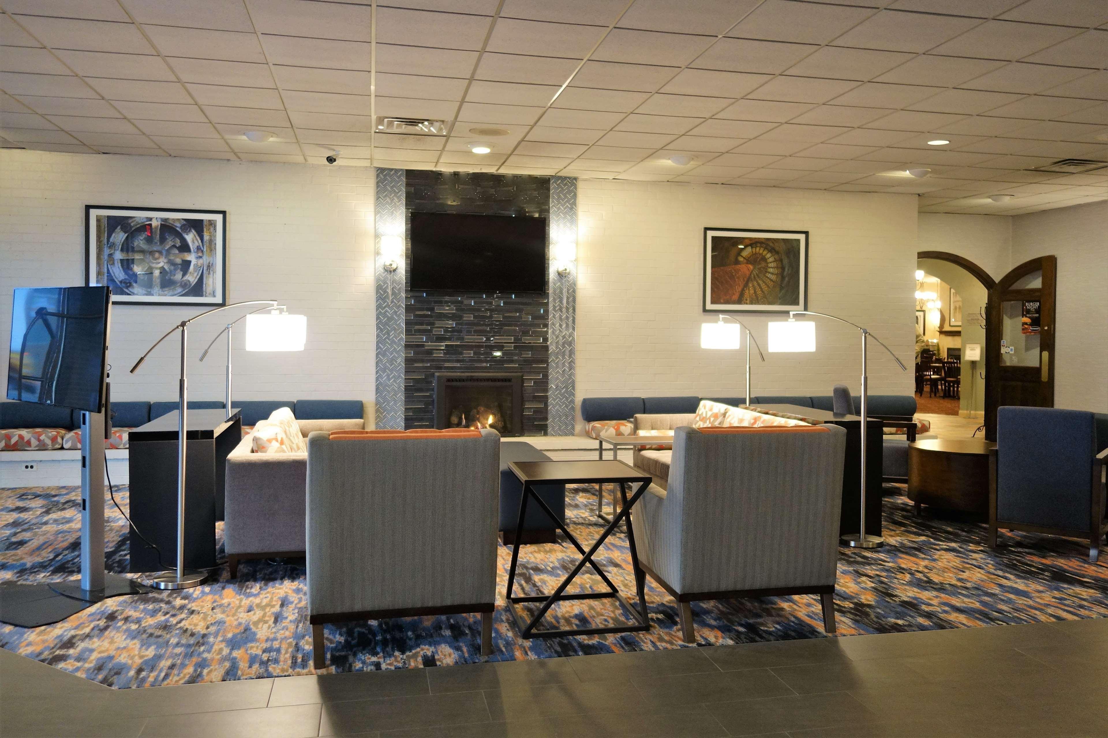 Radisson Hotel And Conference Center Fond Du Lac Esterno foto